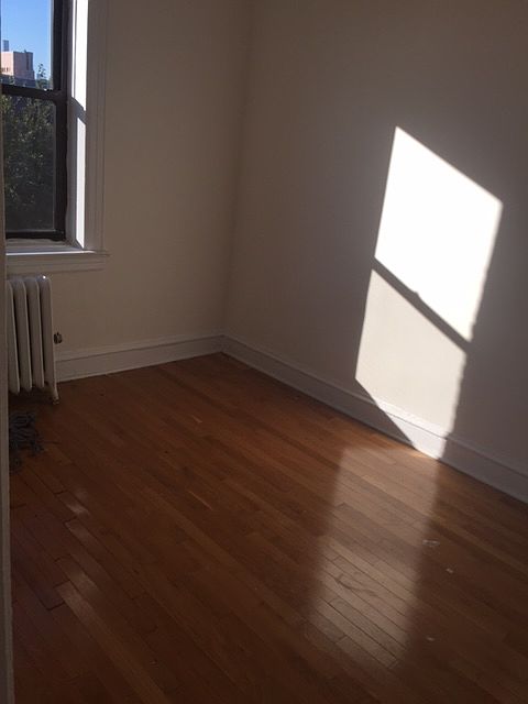 2nd image of 4707 39th St APT 9d