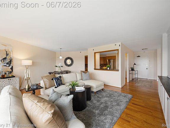3rd image of 5000 Town Ctr Suite 2305