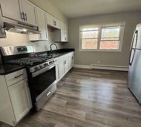 2nd image of 7100 Idaho Ave APT 3N