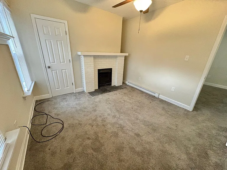605 Hammond St — Photo 10