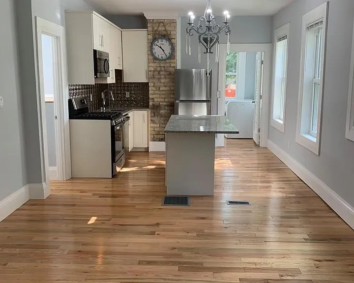 952 26th Ave NE #1 — Photo 6