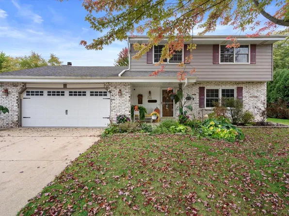 W177S7802 Kristin DRIVE, Muskego, WI 53150