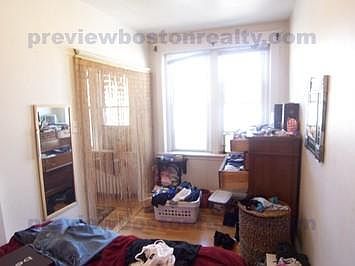 4th image of 1633 Commonwealth Ave #180