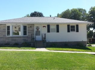433 E Grant St, West Point, NE 68788