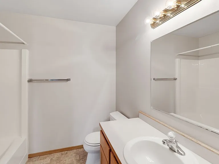 Multi-Family - 1313 Nw Falls Creek Lp — Photo 12