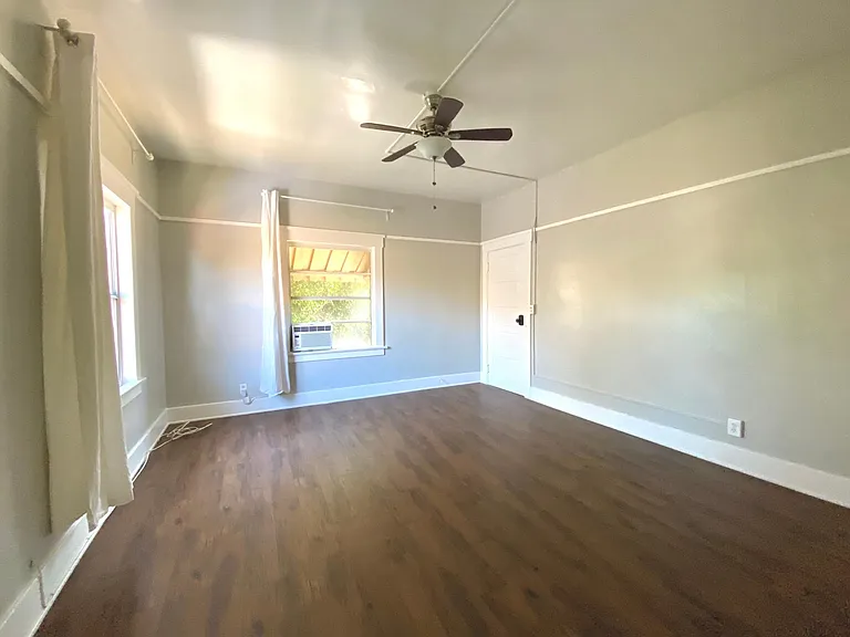 2617 Jeffries Ave #5 — Photo 3