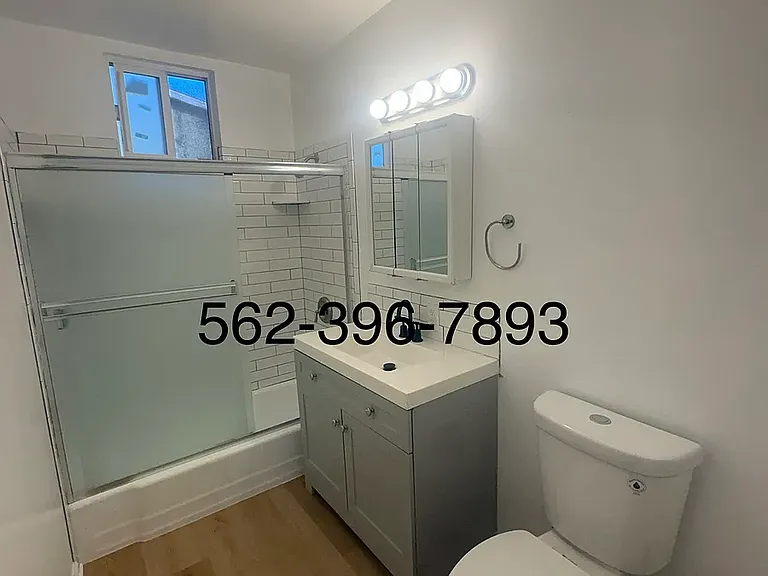 102 E Indigo St #6 — Photo 18
