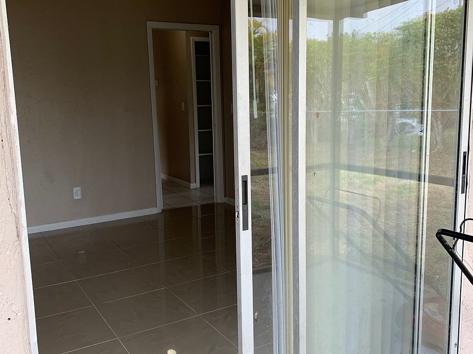 1st image of 917 Cape Coral Pkwy W #1-2