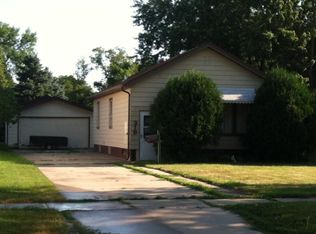 319 E 4th St, Litchfield, MN 55355