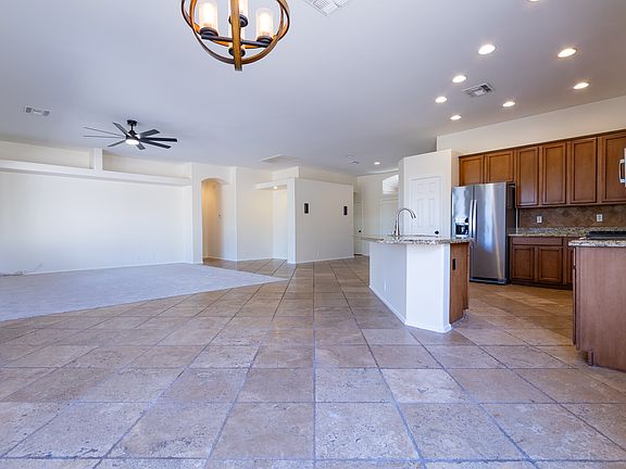 5th image of 20457 N 80th Dr