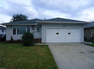 24600 Russell Ave, Euclid, OH 44123