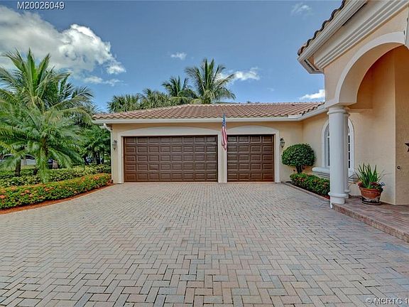 3rd image of 4917 SW Saint Creek Dr
