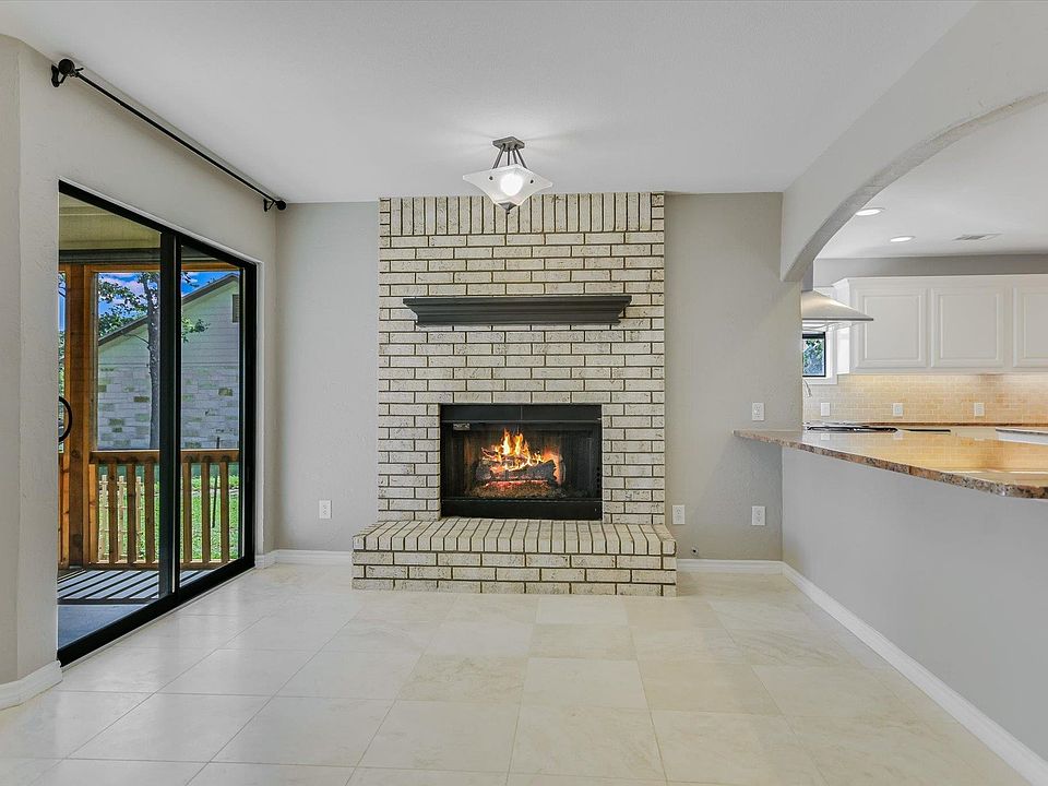 13th image of this home