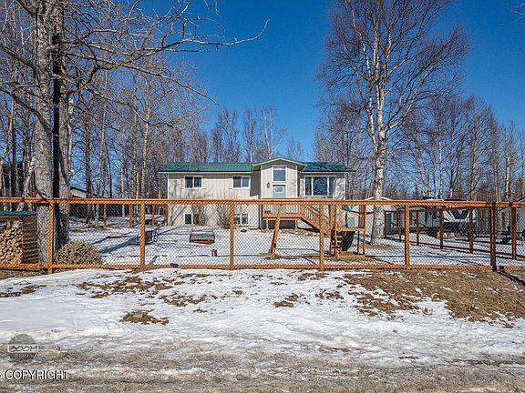 2nd image of 5451 E Alder Dr