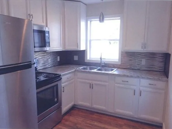 161 Riverside Dr #2, Augusta, ME 04330