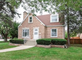 5555 N Canfield Ave, Chicago, IL