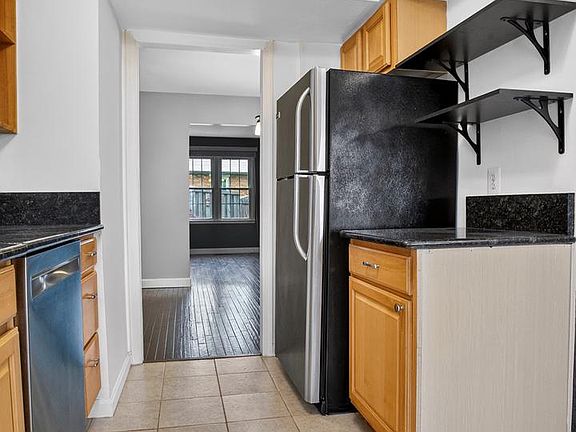 4th image of 9507 Saluda Ct