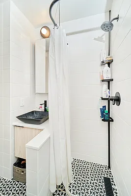 Rented by Living New York | media 11