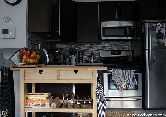 Rented by Realty 2000 Corp | media 7