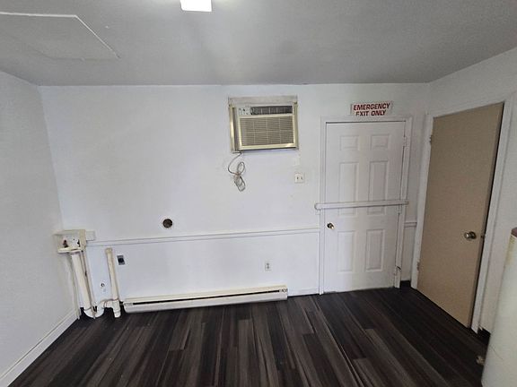 5th image of 25225 Harwell Dr Suite E