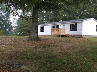 17 Pruitt Ln, Scottsville, KY 42164