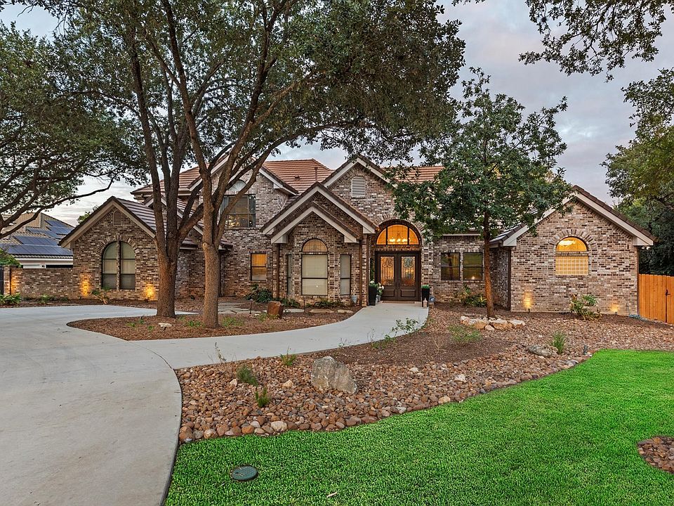 1st image of 218 POST OAK WAY