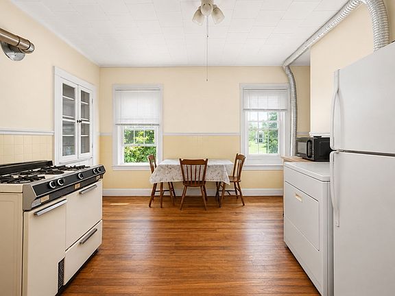 5th image of 60 Esther St