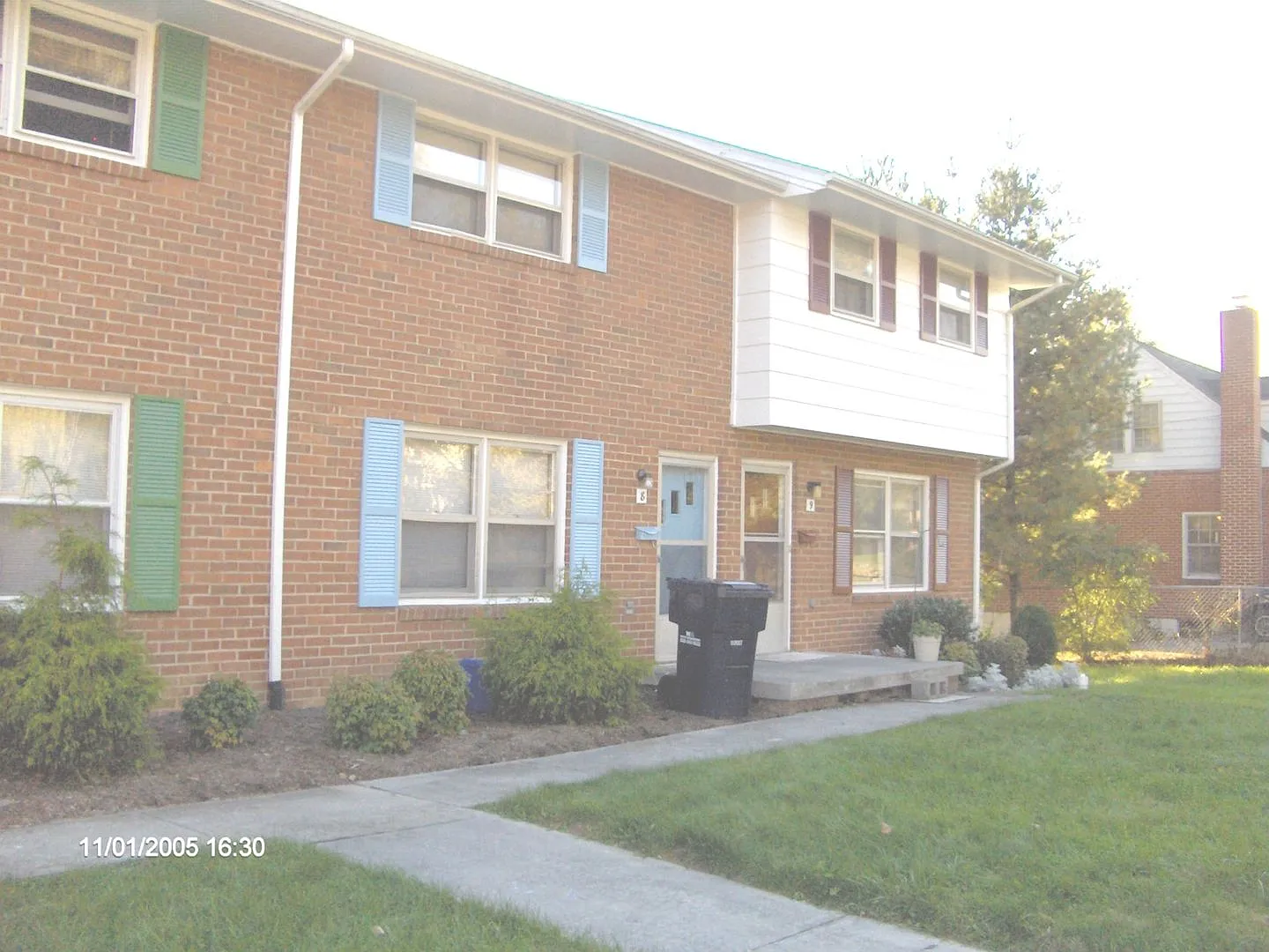 2 Bedroom 1 Bath Townhouse — Photo 3