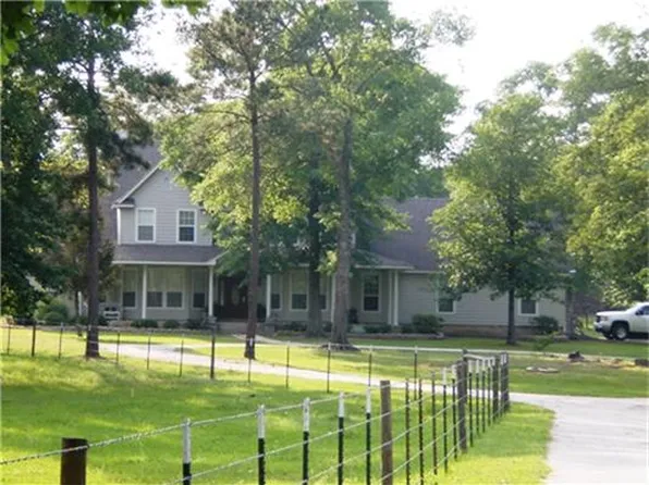 1104 Fm 2296 Rd, Huntsville, TX 77340