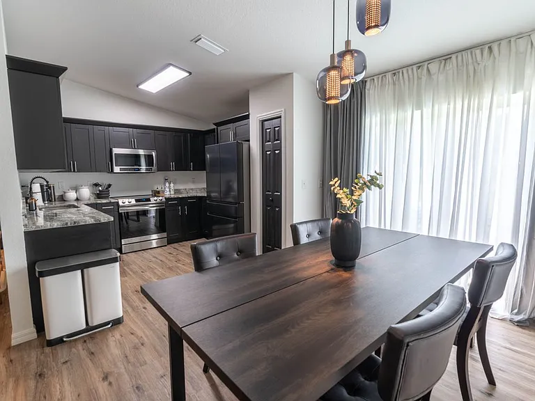 1641 SW 31st Ave — Photo 13