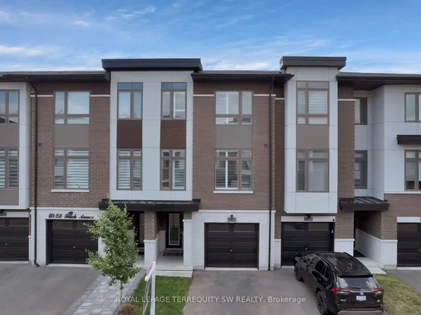 250 Finch Ave #603, Pickering, ON L1V 0G6