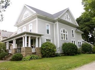 611 S Main St, Orrville, OH