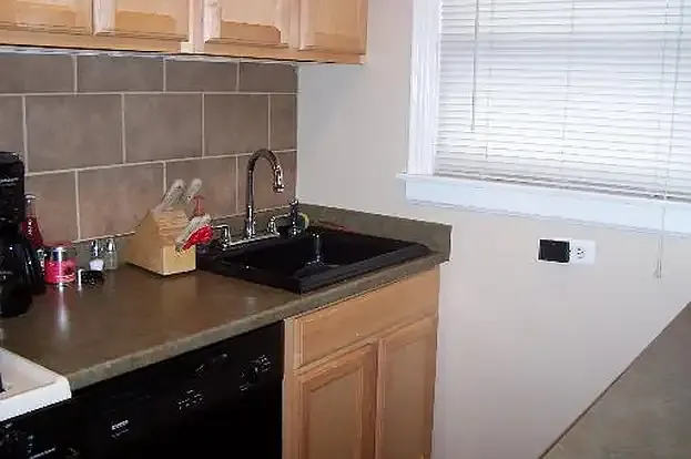 1906 N Nashville Ave — Photo 23