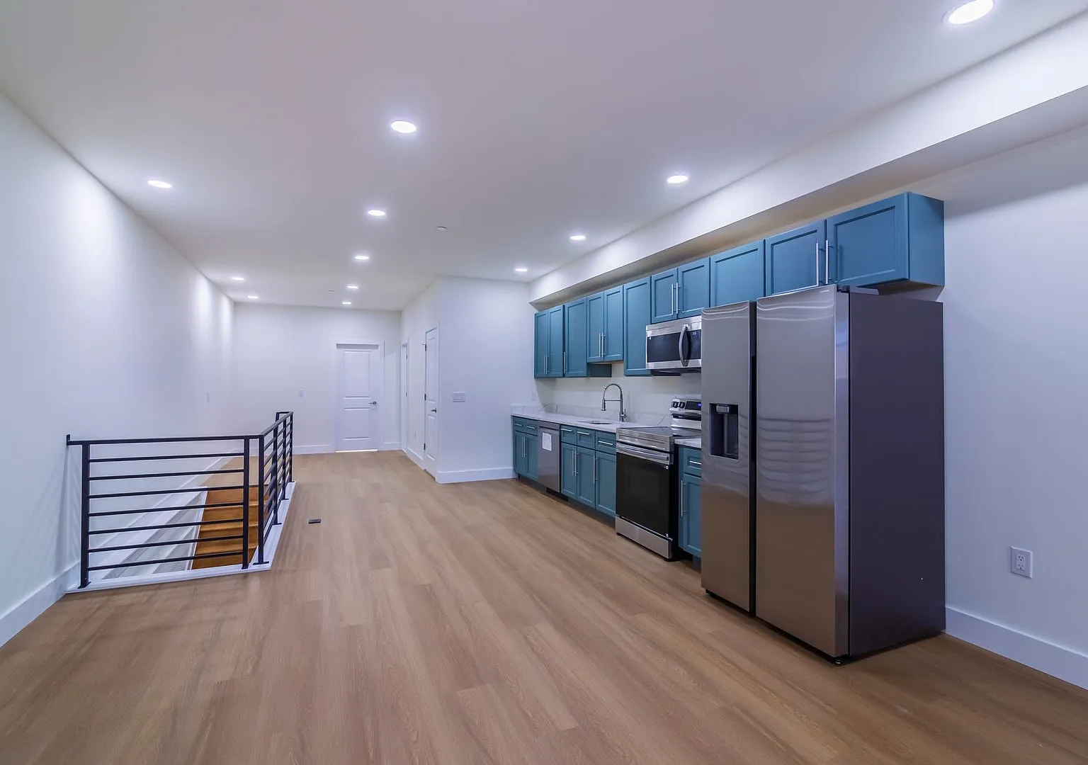 3956 Parrish St — Photo 1