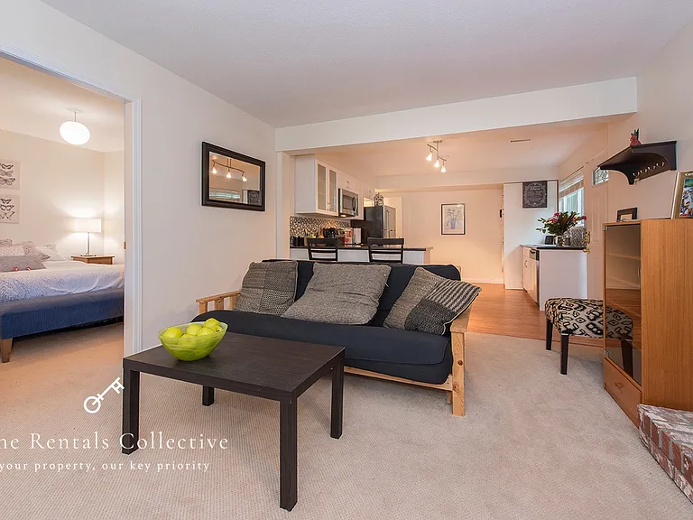 5475 Cortez Cres #GS — Photo 2