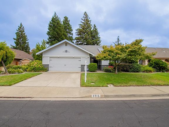 3rd image of 179 White Sands Drive
