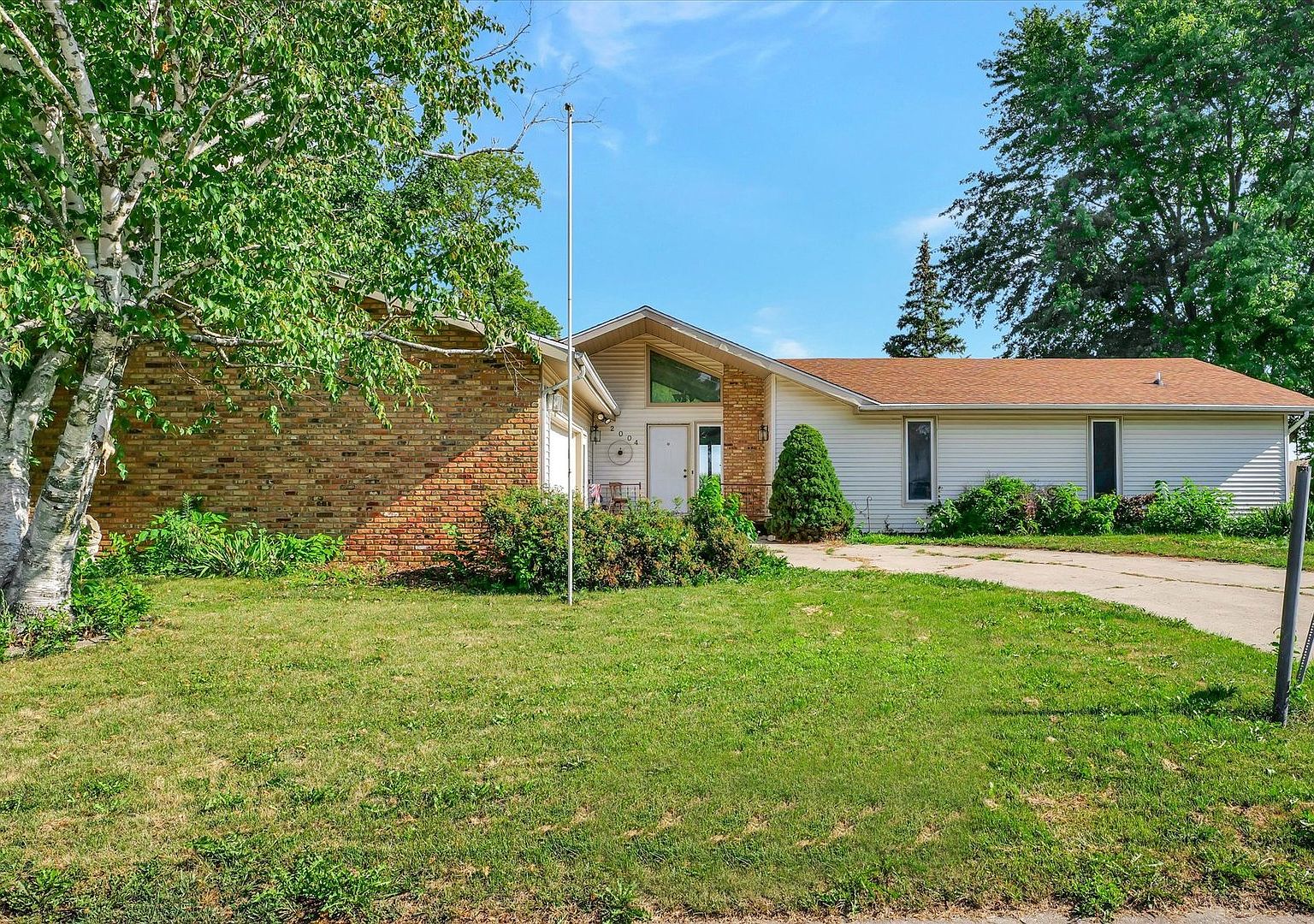 2004 Barnes St, Urbana, IL 61802 Zillow