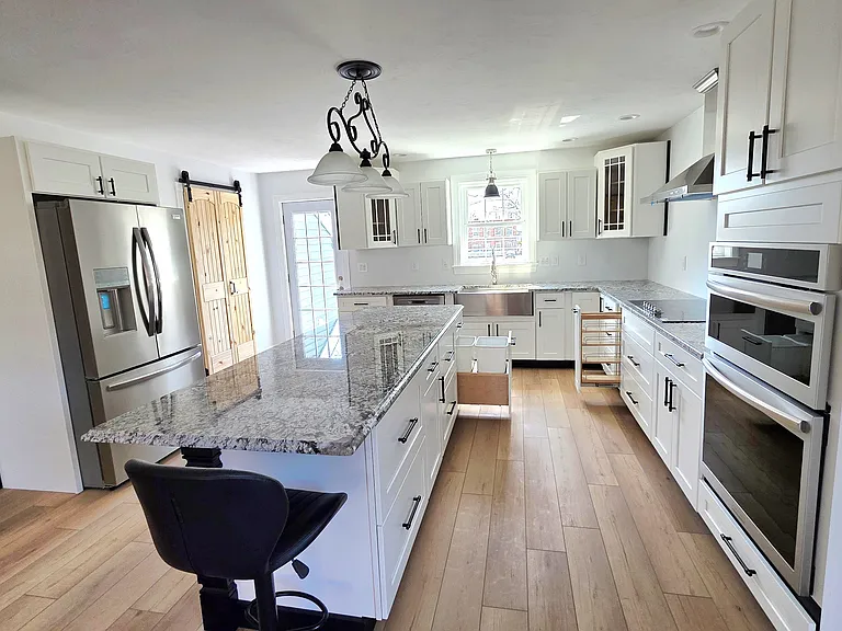 65 Oakland Ave — Photo 8