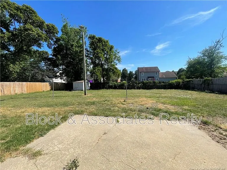 1927 Shiloh Dr — Photo 16
