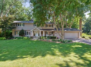 1320 Ranier Ln N, Plymouth, MN 55447