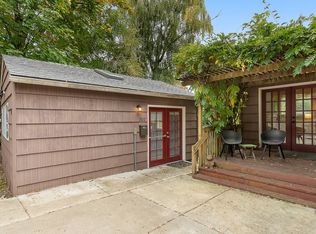 2612B SW Moss St, Portland, OR 97219
