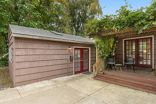 2612B SW Moss St Photo 1