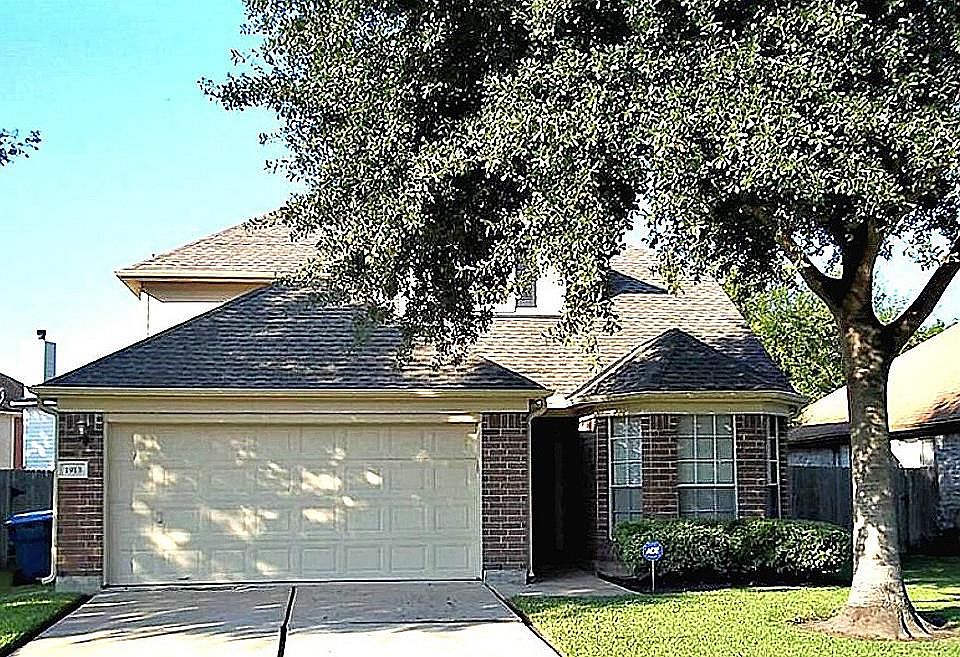 1st image of 1913 Woodland Hills Dr