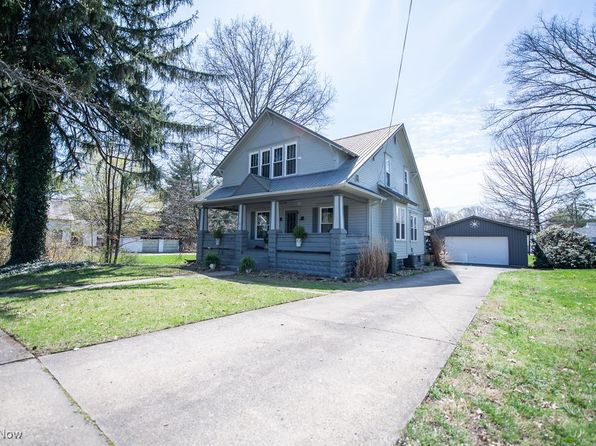 144 S Walnut St, Gnadenhutten, OH 44629