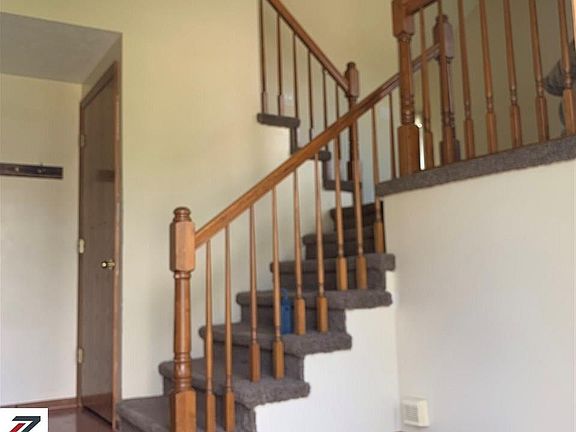 3rd image of 1209 Terry Dr