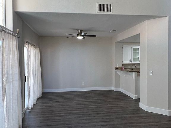 3rd image of 7606 Sudan Ct