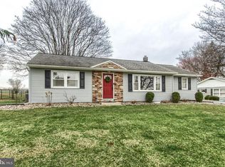 1206 Forge Rd, Carlisle, PA 17013
