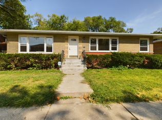 7647 S Chappel Ave, Chicago, IL 60649