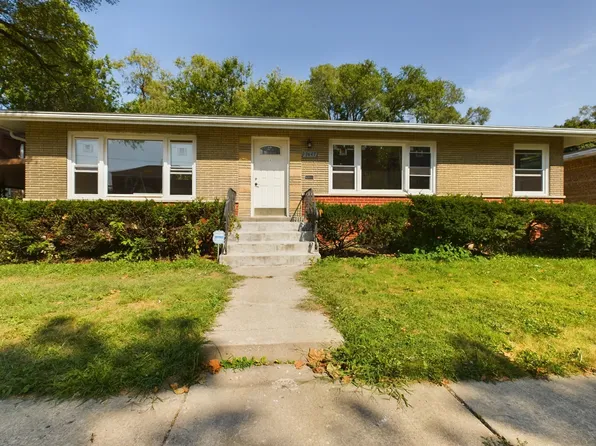 7647 S Chappel Ave, Chicago, IL 60649