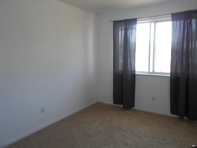 2804 W 950 N — Photo 6